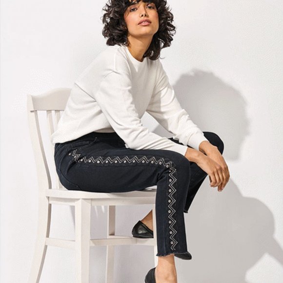 Side Detail Black Jeans - Picture 3 of 3